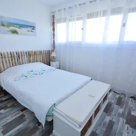 Front De Mer Les Oceanides Apartment Lacanau